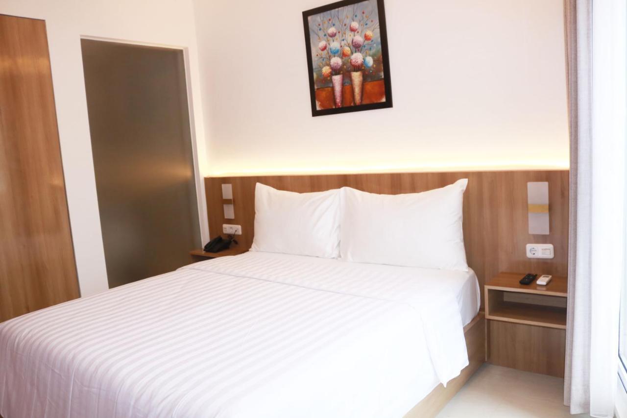Surabaya River View Hotel Luaran gambar