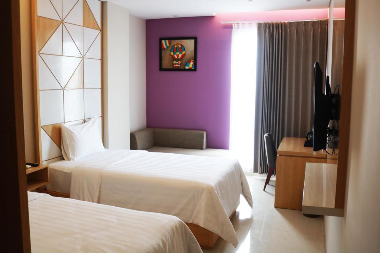 Surabaya River View Hotel Luaran gambar