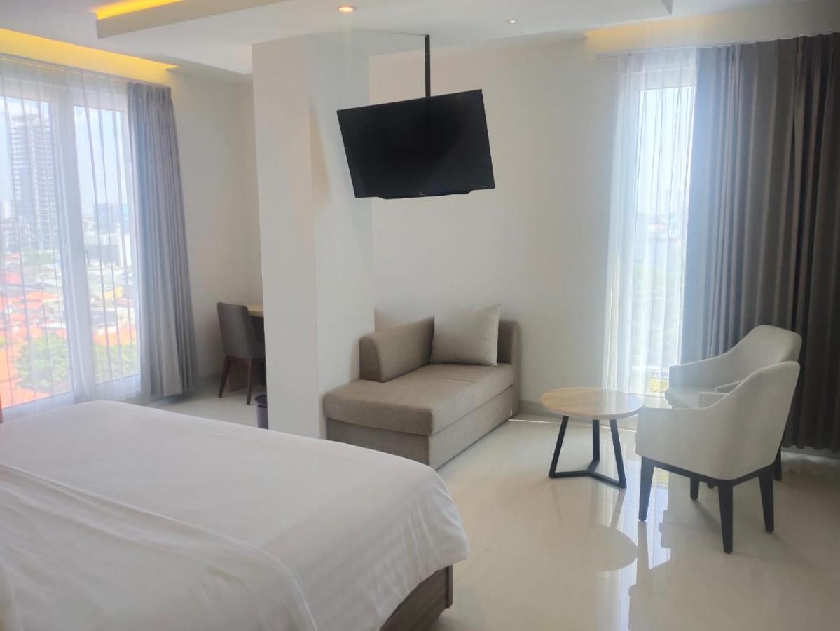 Surabaya River View Hotel Luaran gambar